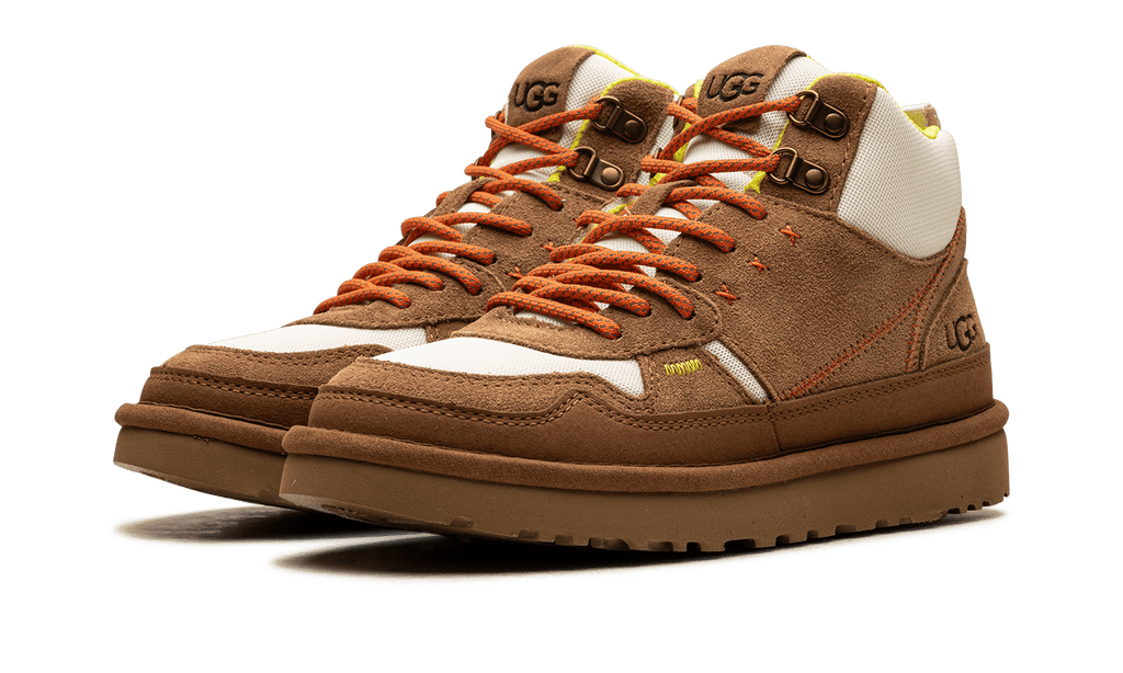 UGG WOMENS Highland Hi Heritage Womens "Chestnut" 1112281 CHE 1112281 CHE from Stadium Goods