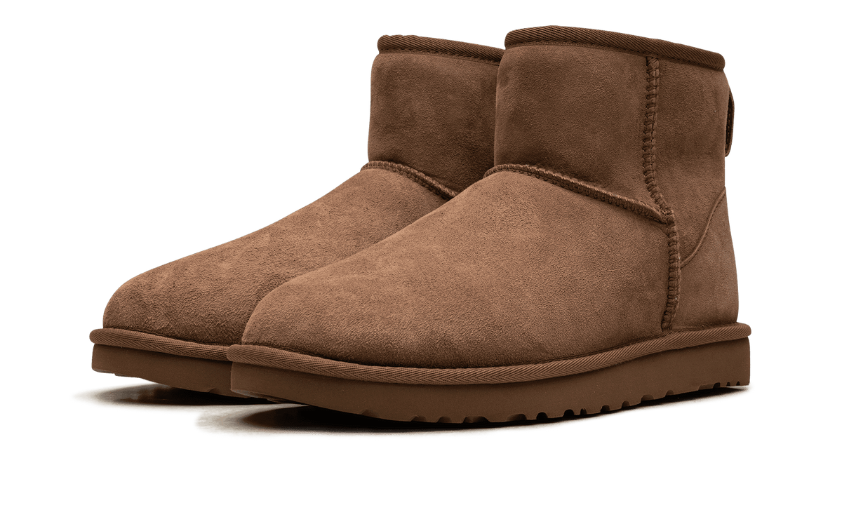 UGG WOMENS CLASSIC MINI II WMNS "Chestnut" 1016222 CHE from Stadium Goods