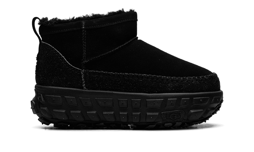 UGG MENS Venture Daze Ultra Mini Boot "Black" 1158200 BBLC 1158200 BBLC from Stadium Goods