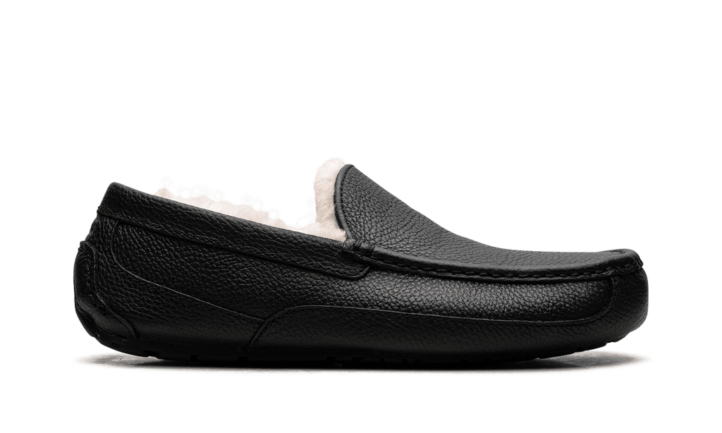 UGG MENS Ascot Leather Slipper "Black" 5379B BLK from Stadium Goods