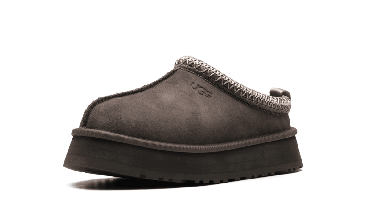 UGG WOMENS Tazz Slipper Womens "Molasses" 1122553 MLSS 1122553 MLSS from Stadium Goods