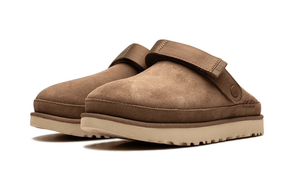 UGG WOMENS Goldenstar Clog Womens "Chestnut" 1138252 CHE 1138252 CHE from Stadium Goods