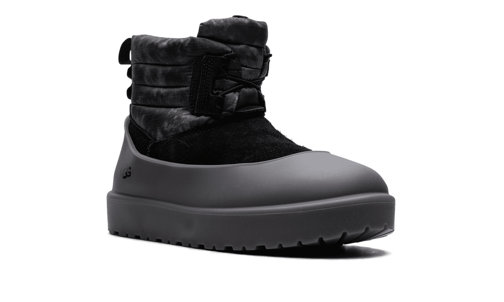 UGG MENS Mini Lace Wea Smokescreen "Black" 1143990 BLK 1143990 BLK from Stadium Goods