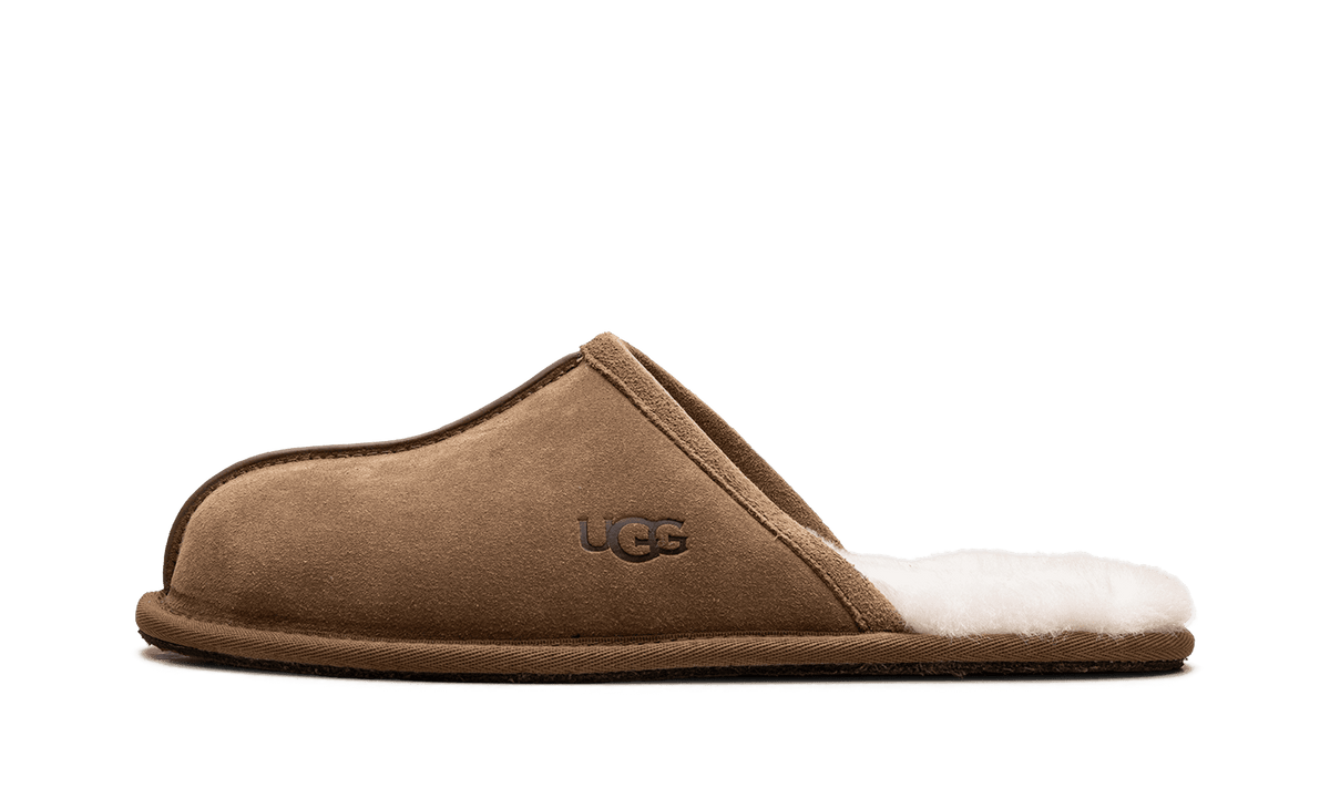 UGG MENS Scuff Slippers "Chestnut" 1101111 CHE 1101111 CHE from Stadium Goods