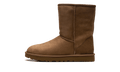 UGG WOMENS Classic Short II Boot Womens "Chestnut" 1016223 CHE 1016223 CHE from Stadium Goods