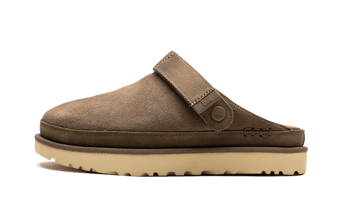 UGG WOMENS Goldenstar Clog Womens "Chestnut" 1138252 CHE 1138252 CHE from Stadium Goods