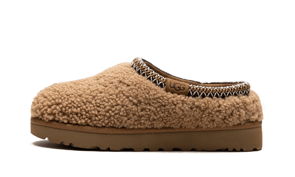 UGG WOMENS Tasman Maxi Curly Slipper Womens "Chestnut" 1158356 CHE 1158356 CHE from Stadium Goods