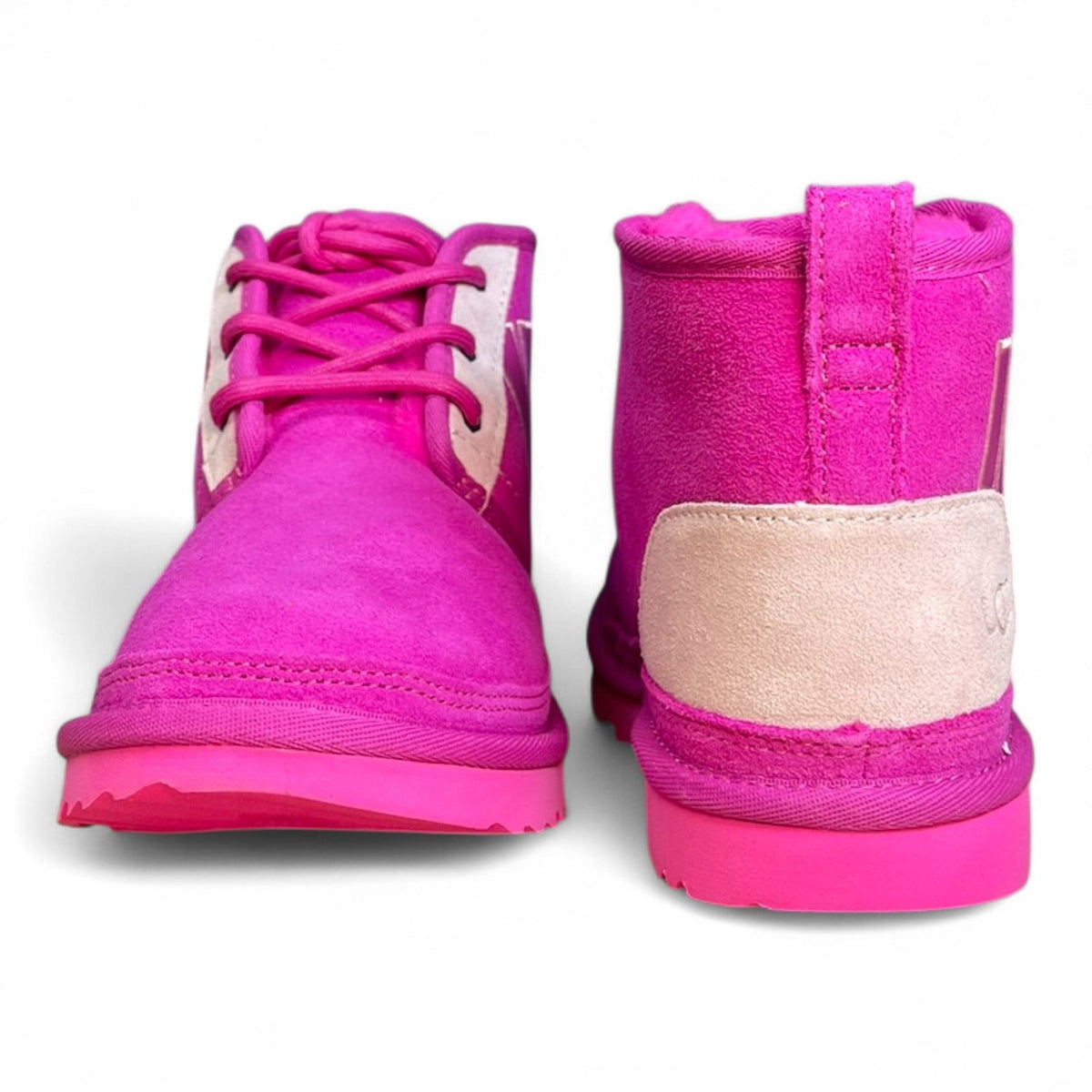 UGG Girls' Neumel Graphic Outsoline Boot