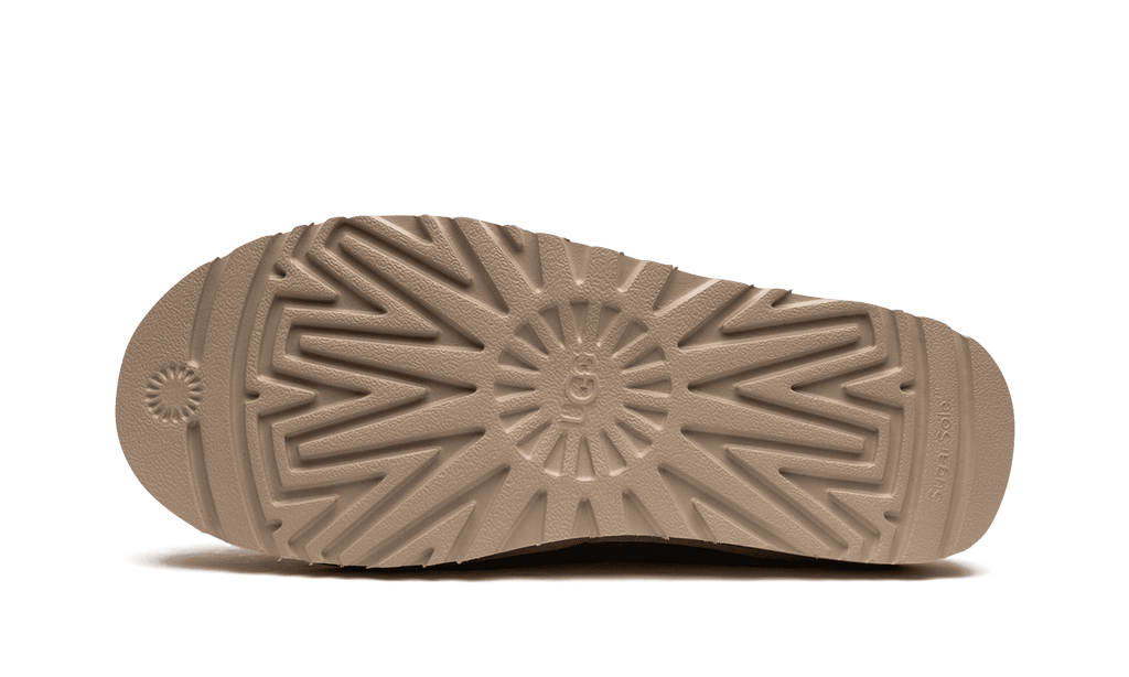 UGG MENS Classic Slip On "Chestnut" 1129290 CHE 1129290 CHE from Stadium Goods