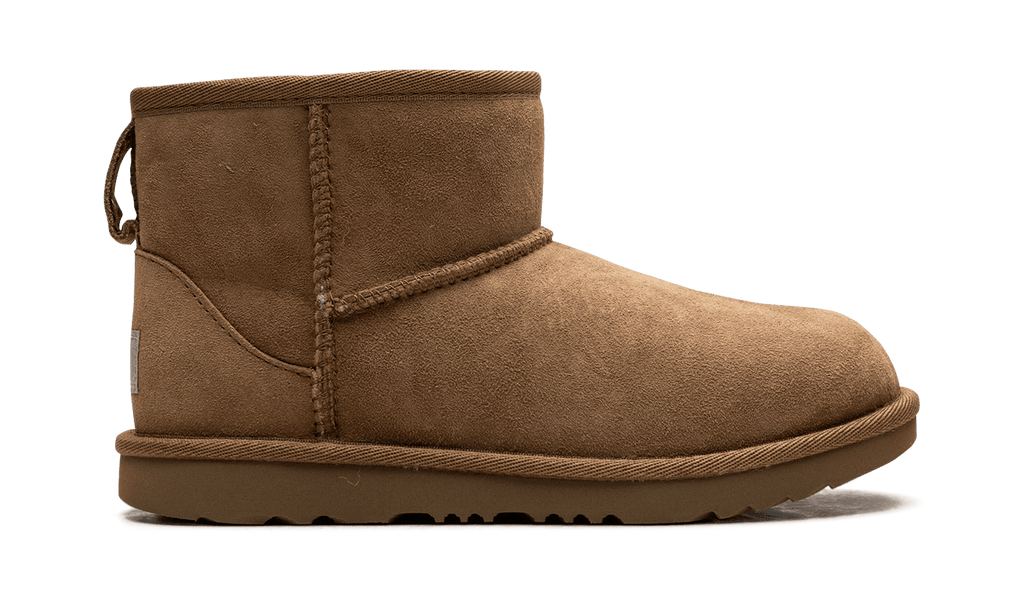 UGG GRADE SCHOOL Classic II Mini Boot "Chestnut" 1017715K CHE 1017715K CHE from Stadium Goods