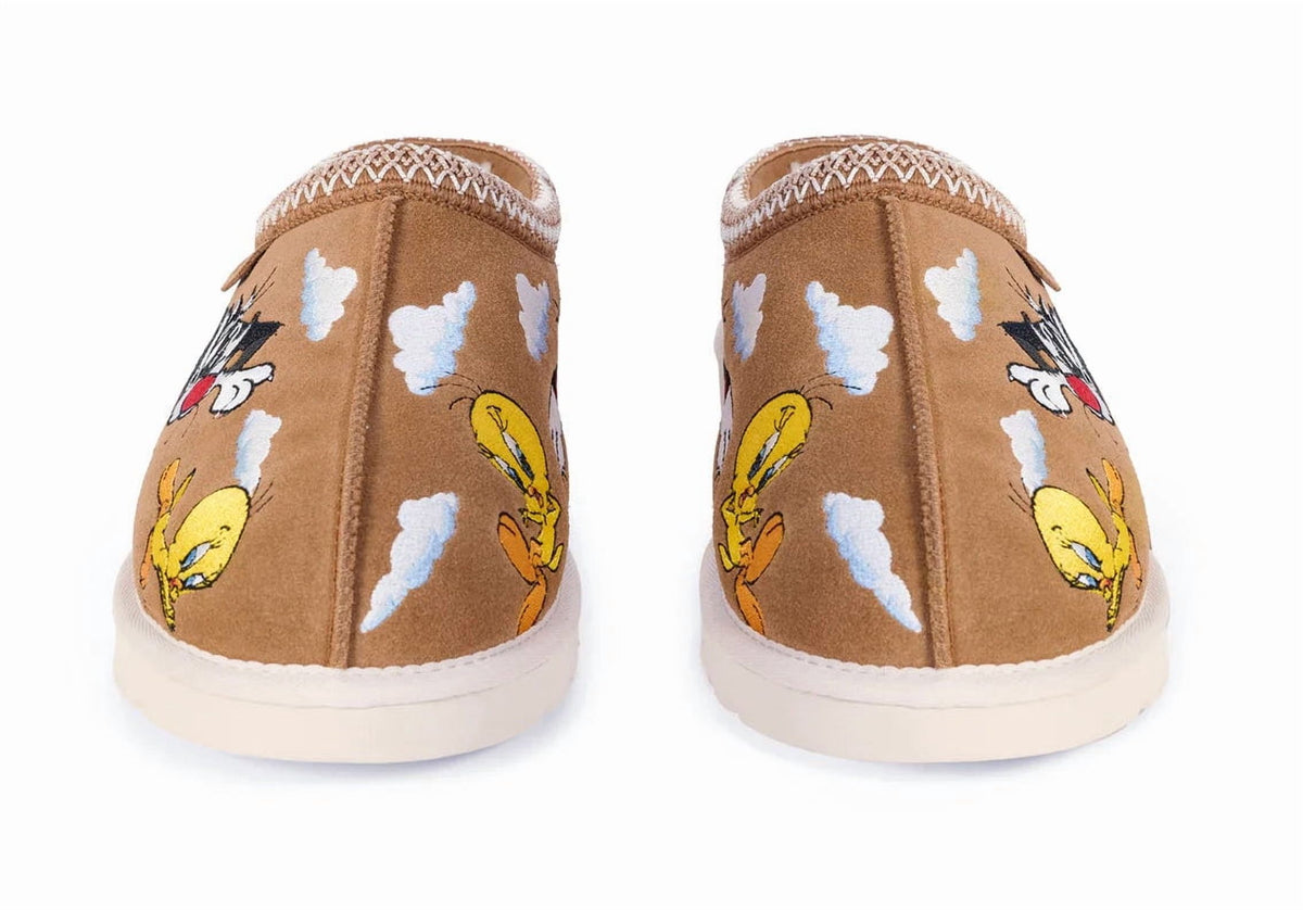 UGG Tasman Slipper Palace x Looney Tunes Chestnut
