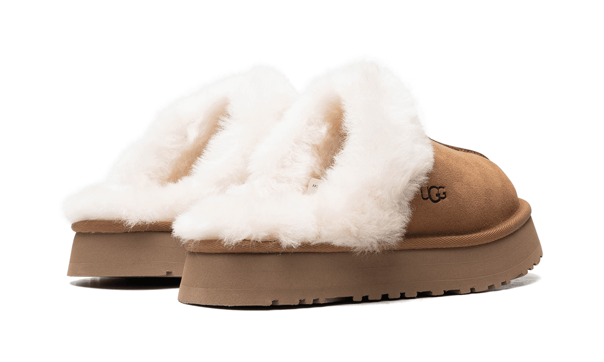 UGG WOMENS DISQUETTE WMNS "Chestnut" 1122550 CHE from Stadium Goods