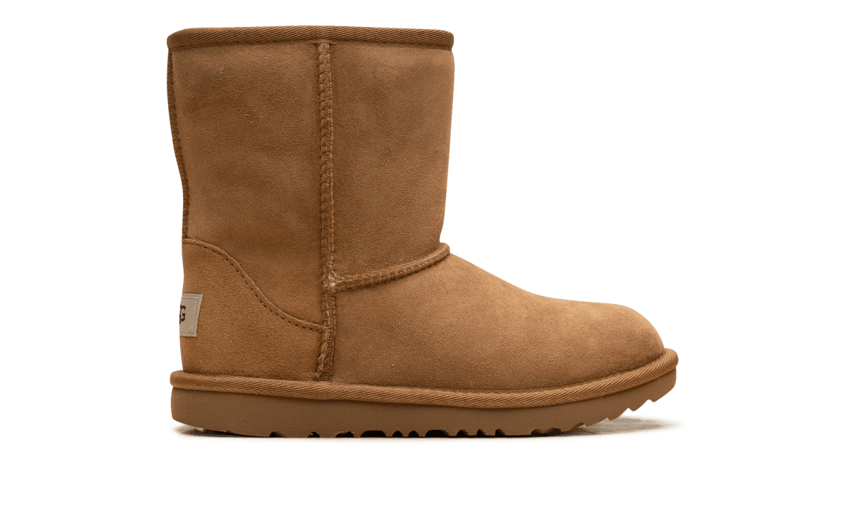 UGG GRADE SCHOOL Classic II GS "Chestnut" 1017703K CHE 1017703K CHE from Stadium Goods